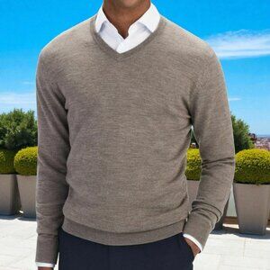 NWOT JOHN HENRIC (MED) Sweden 100 Merino V-Neck Beige/Taupe Marl Pattern Sweater